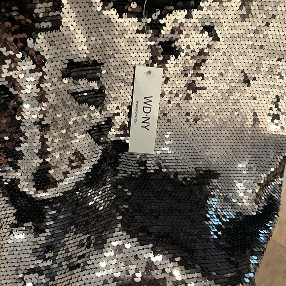 WD.NY glitz cami top Large, NWT - Picture 3 of 5